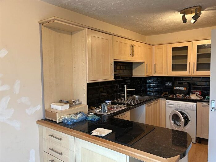 2 Bedroom Property To Rent In Trendlewood Park, Stapleton, Bristol, BS16
