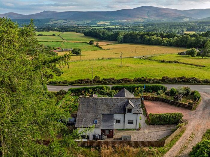 3 Bedroom Detached House For Sale In Lenchie, Banchory, Aberdeenshire, AB31