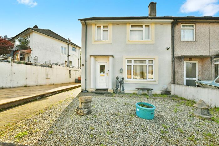 3 Bedroom Semi-Detached House For Sale In Uxbridge Drive, Plymouth, PL5