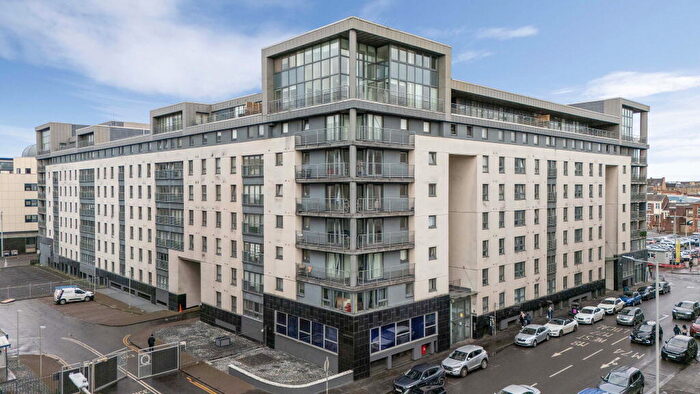 2 Bedroom Flat For Sale In Wallace Street, Glasgow, Glasgow City, G5