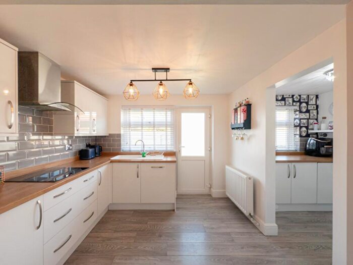 4 Bedroom Detached House For Sale In Treetops, Felixstowe, IP11