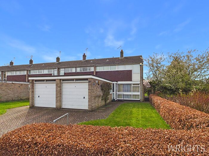 3 Bedroom Terraced House For Sale In Daniells, Welwyn Garden City, AL7