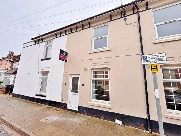 2 Bedroom Terraced House For Sale In North End Avenue, North End, PO2