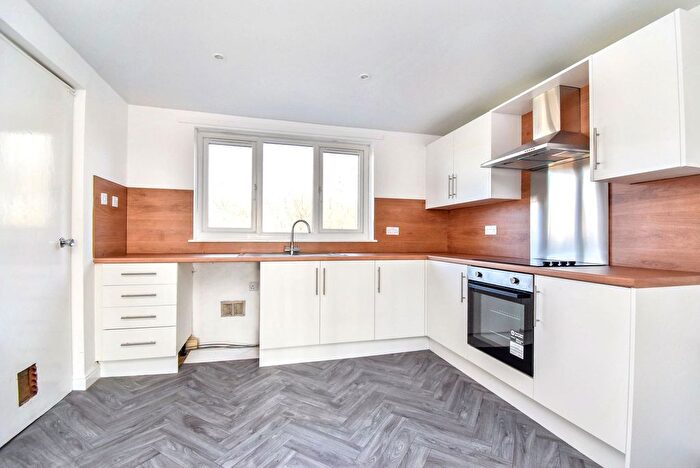 2 Bedroom Flat To Rent In Melrose Road, Cumbernauld, G67