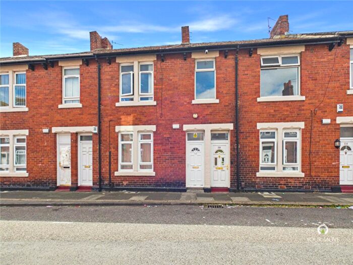 3 Bedroom Flat To Rent In Laurel Street, Wallsend, Tyne And Wear, NE28