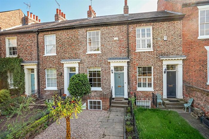 2 Bedroom Terraced House To Rent In Mount Parade, York, YO24