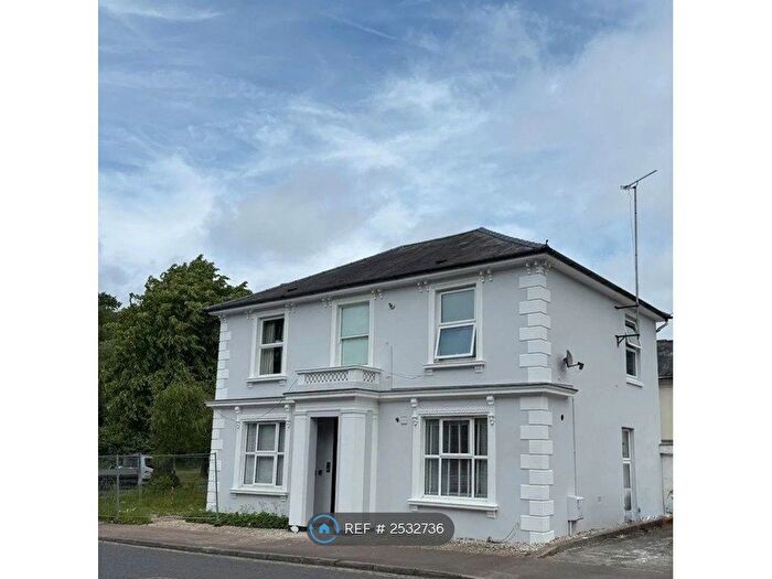 3 Bedroom Flat To Rent In Eridge Road, Tunbridge Wells, TN4