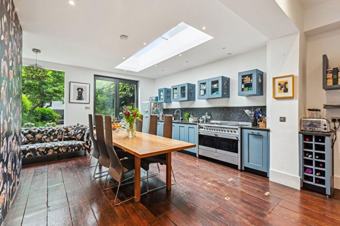 4 Bedroom Property To Rent In Ashchurch Terrace, Ravenscourt Park, W12