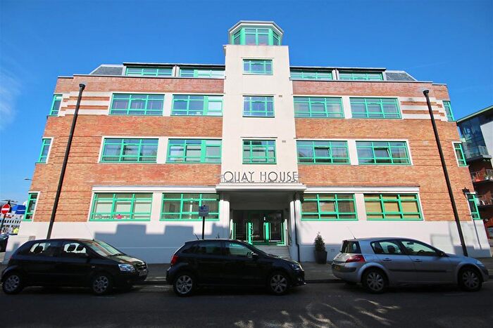 2 Bedroom Flat To Rent In Quay House, Broad Street, PO1