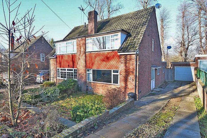 3 Bedroom Semi-Detached House To Rent In Lake View Road, Sevenoaks TN13