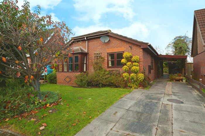 3 Bedroom Bungalow For Sale In Appleby Gardens, Broughton, DN20