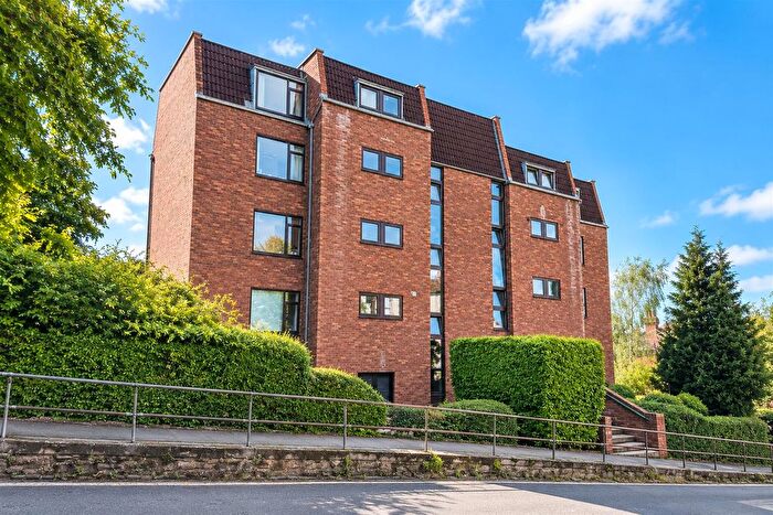 2 Bedroom Flat For Sale In No Chain Purpose Built Apartment, Westbury Hill, Westbury On Trym, BS9