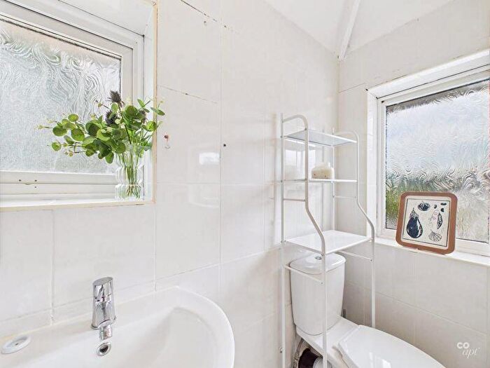 1 Bedroom Terraced House To Rent In Norwich Drive, Brighton, BN2