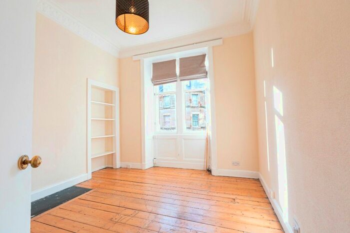 2 Bedroom Flat To Rent In Albert Street, Leith Walk, Edinburgh, EH7