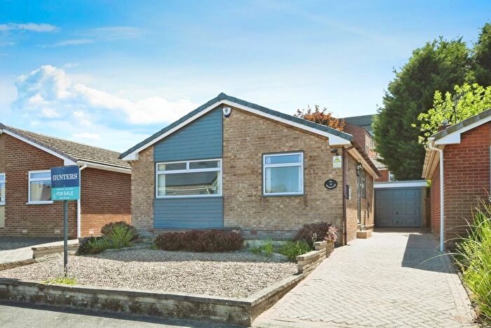 2 Bedroom Detached Bungalow To Rent In Bernard Close, Brimington, Chesterfield, S43