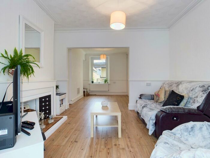 3 Bedroom Terraced House To Rent In Margarets Street, St Thomas, Swansea, SA1