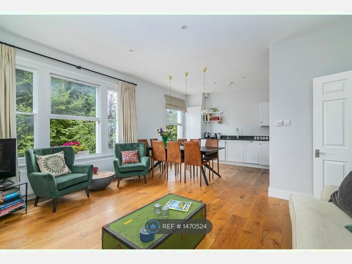 2 Bedroom Flat To Rent In Elsham Road, London, W14