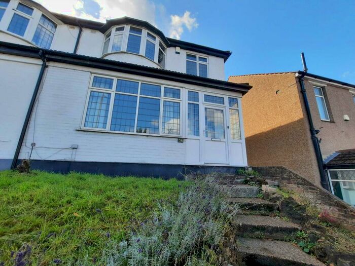 3 Bedroom Semi-Detached House To Rent In Bostall Hill, London, SE2