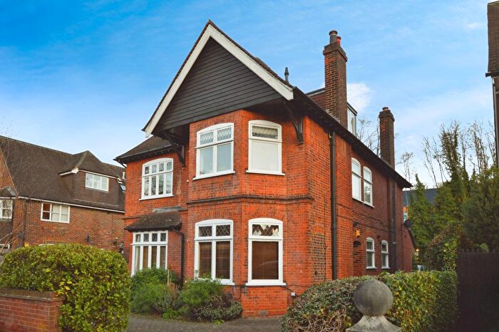 1 Bedroom Flat To Rent In Beaconsfield Road, St Albans, AL1