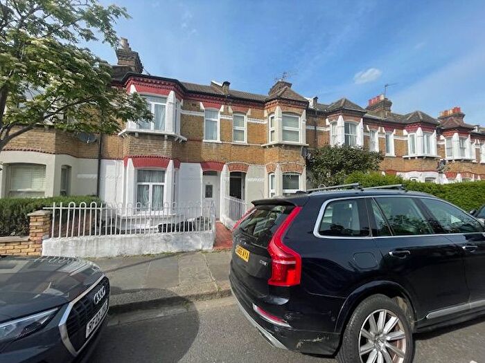 4 Bedroom Detached House To Rent In Vespan Road, London, W12