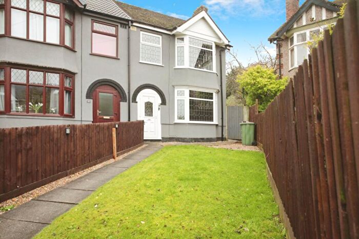 3 Bedroom End Of Terrace House For Sale In Watersmeet Grove, Coventry, West Midlands, CV2