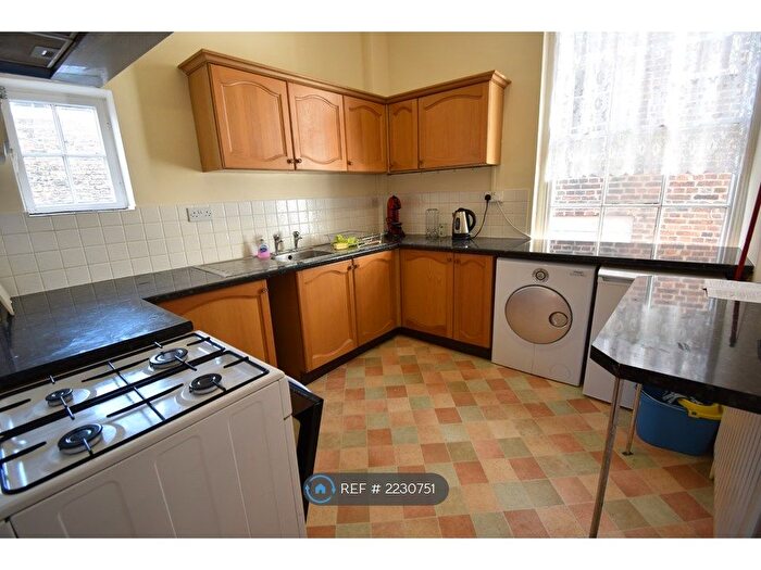 2 Bedroom Flat To Rent In Mercer Row, Louth, LN11
