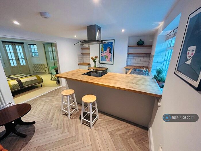 1 Bedroom Flat To Rent In Liverpool Lawn, Ramsgate, CT11