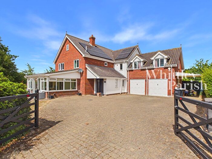 6 Bedroom Detached House For Sale In Mill Street, Gislingham, Eye, IP23