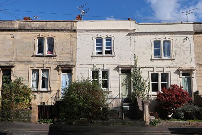 5 Bedroom Terraced House To Rent In Stanley Road, Cotham, BS6