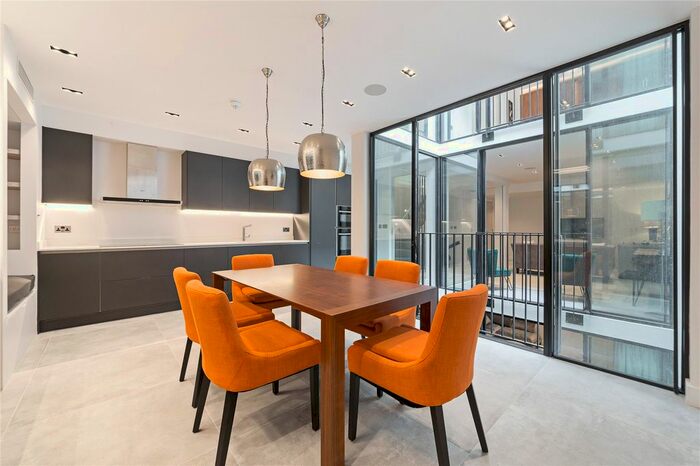 5 Bedroom Mews House To Rent In Elgin Mews, Notting Hill, London, W11