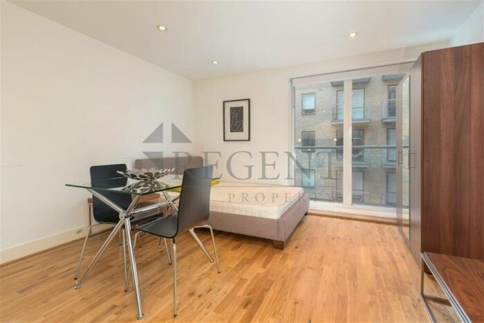 Apartment To Rent In Caspian Wharf, Yeo Street, E3
