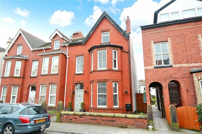 2 Bedroom Flat To Rent In Church Road, West Kirby, Wirral, CH48