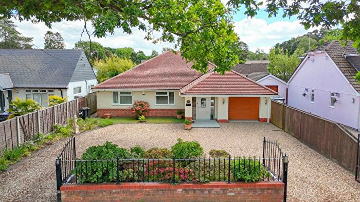 4 Bedroom Detached Bungalow For Sale In Sandy Lane, St Ives, Ringwood, BH24