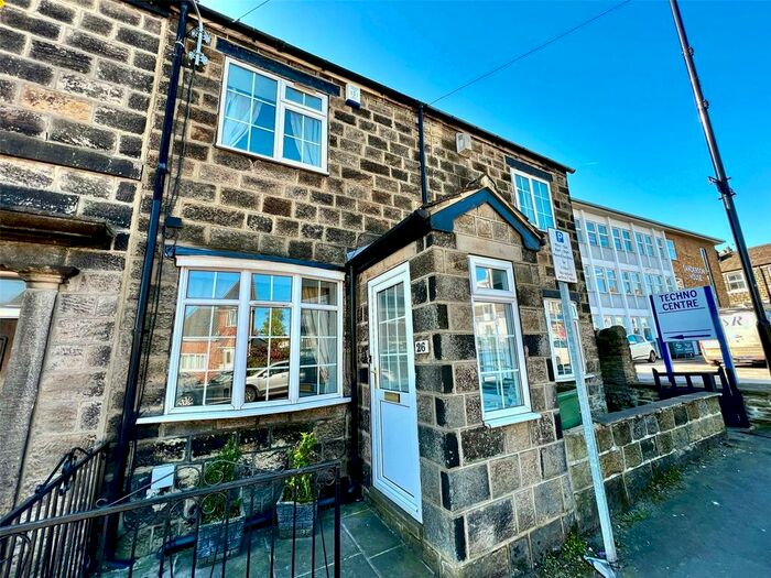 2 Bedroom Detached House To Rent In Station Road, Horsforth, Leeds, West Yorkshire, Uk, LS18