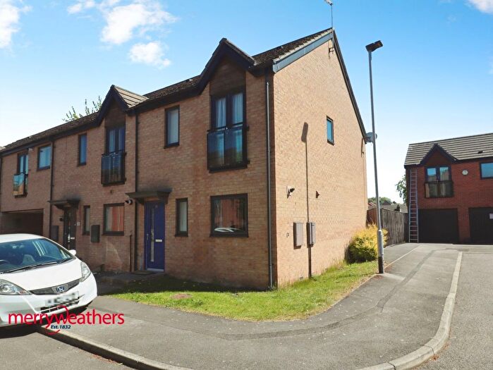 3 Bedroom End Of Terrace House For Sale In Lady Oak Way, East Herringthorpe. Rotherham., S65