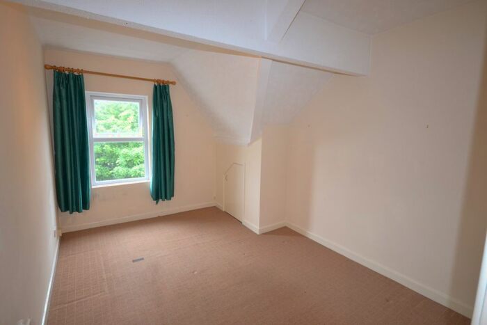 1 Bedroom Flat To Rent In Napier Terrace, Mutley, Plymouth, PL4