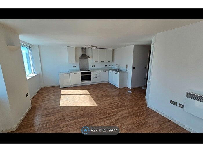1 Bedroom Flat To Rent In Marco Island, Nottingham, NG1