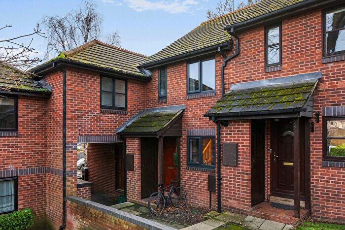 2 Bedroom Terraced House For Sale In Cuthbert Gardens, South Norwood, London, SE25