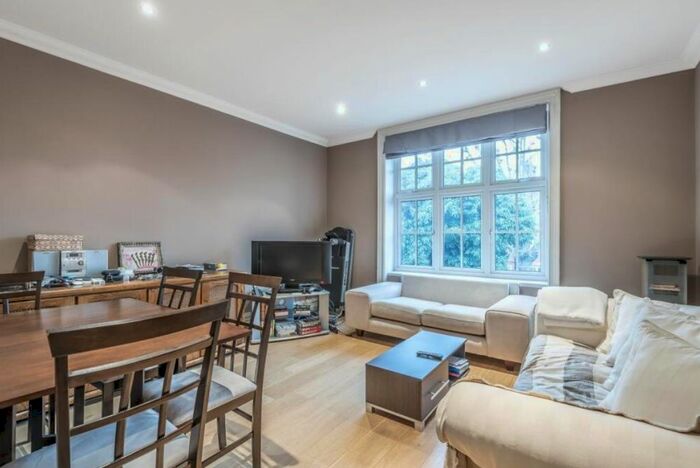 1 Bedroom Flat To Rent In Wadham Gardens, London, NW3