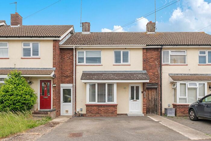 3 Bedroom Terraced House For Sale In Great Hill, Shefford, SG17