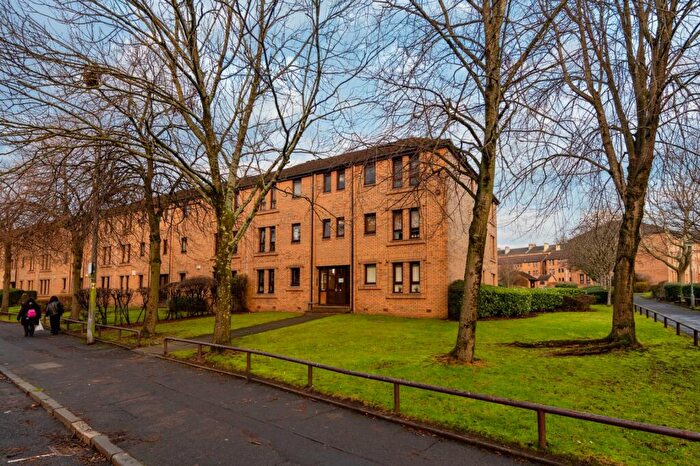 2 Bedroom Flat To Rent In North Woodside Road, Flat -, North Kelvinside, Glasgow, G20