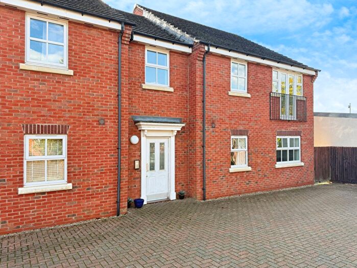 2 Bedroom Flat For Sale In Clarence Court, Stoney Stanton, LE9