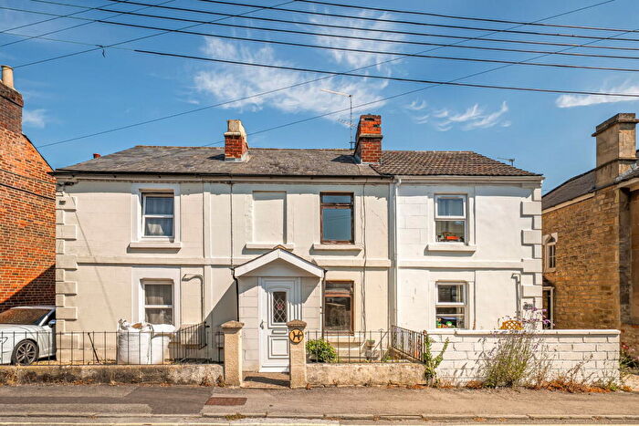 2 Bedroom Terraced House For Sale In Union Street, Melksham, SN12