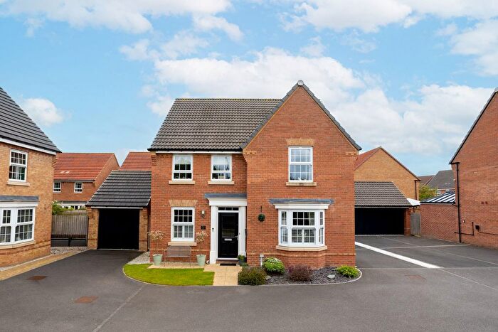 4 Bedroom Detached House For Sale In Long Moor Chase, Stamford Bridge, York, YO41