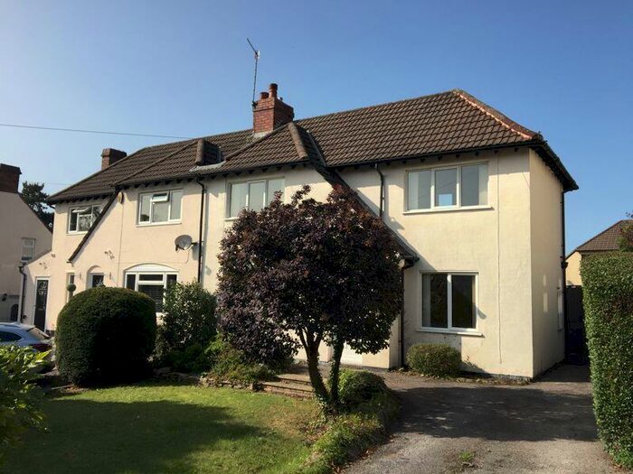 3 Bedroom Semi-Detached House To Rent In Stream Park, Kingswinford, DY6