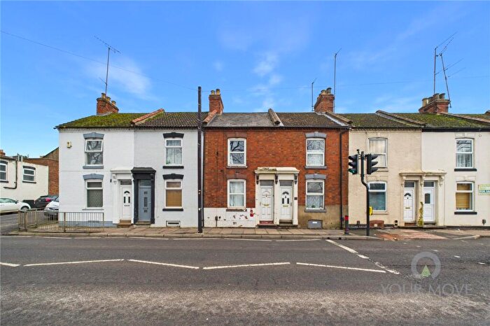2 Bedroom Terraced House For Sale In St. Andrews Road, Semilong, Northampton, NN1