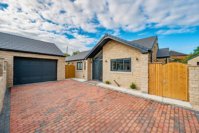 3 Bedroom Bungalow For Sale In Tumbling Lane, Monk Bretton, Barnsley, S71