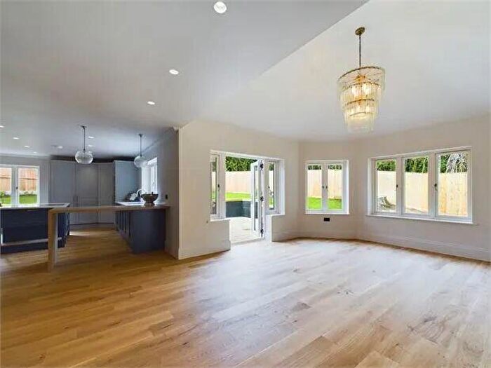 4 Bedroom Detached House For Sale In Appleyard Close, Whitchurch, Buckinghamshire., HP22