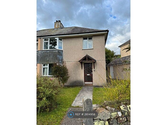 3 Bedroom Semi-Detached House To Rent In The Close, Penzance, TR18