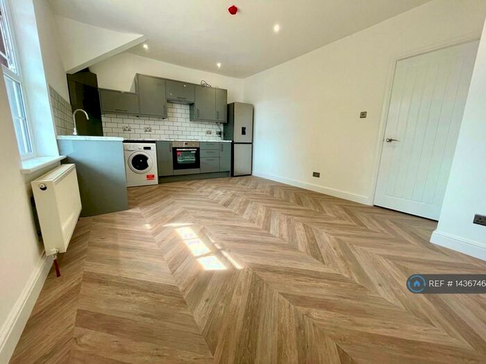 1 Bedroom Flat To Rent In North Street, Bedminster, Bristol, BS3